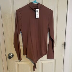 Soft Matte Seamless Long-Sleeve Mockneck Bodysuit in Brown